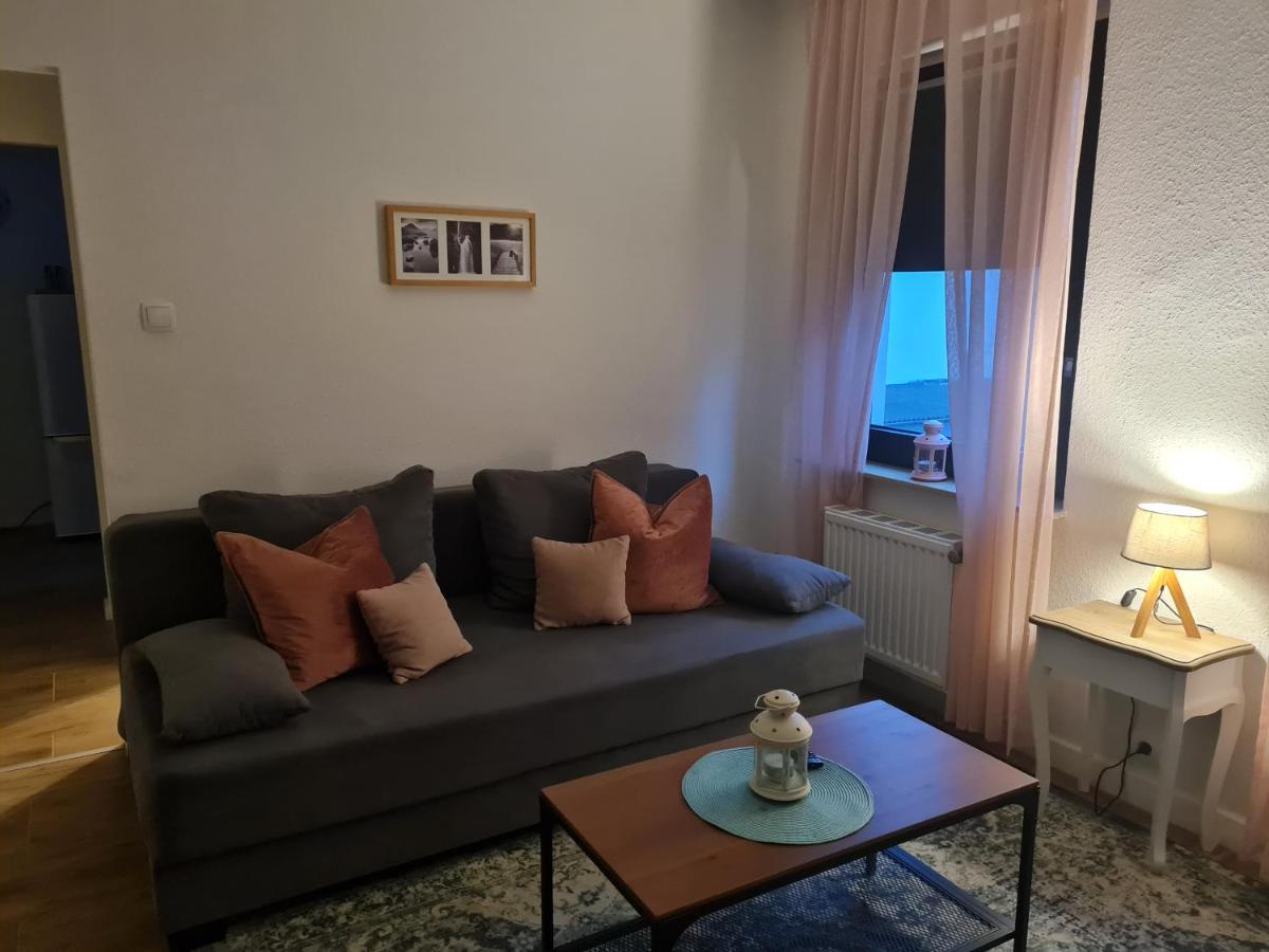 Privates, Gemuetliches Appartement Neuss Exterior photo